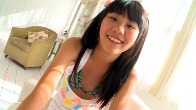 ニーハイコレクション ～絶対領域～：愛田夏加